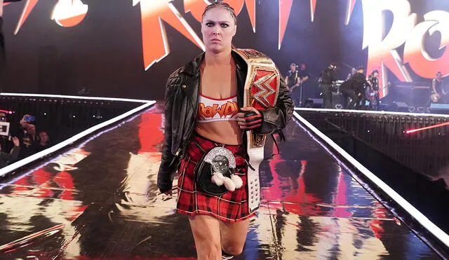 Ronda Rousey alborotó al roster de WWE tras insultar a los fanáticos. Foto: WWE