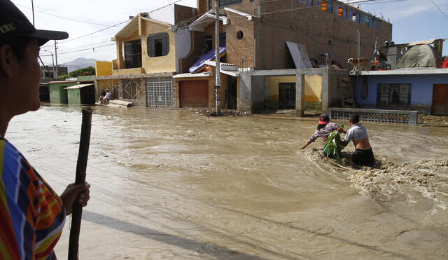 Huarmey: población vive con el agua hasta la cintura y sin servicios básicos