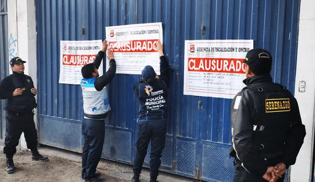 Los agentes de la municipalidad Pachacámac.
