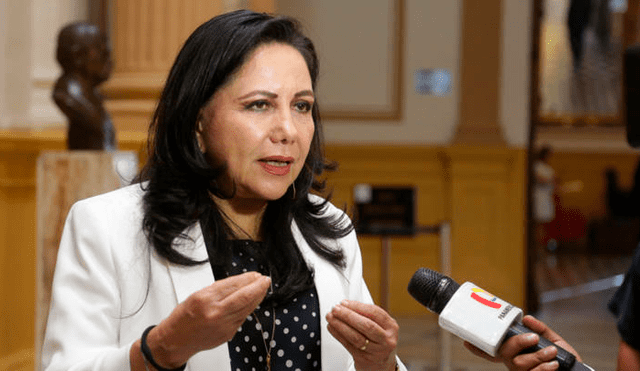 Gloria Montenegro renunció a la comisión Humala