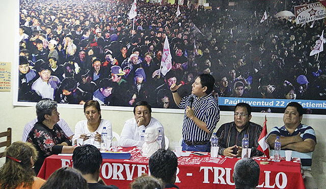 Elías pide a militancia unidad para “recuperar” Trujillo y gobierno regional
