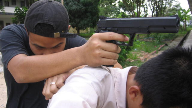 Muchos menores de edad incursionan en el mundo del sicariato suelen provenir de entornos violentos. (Foto: Archivo)