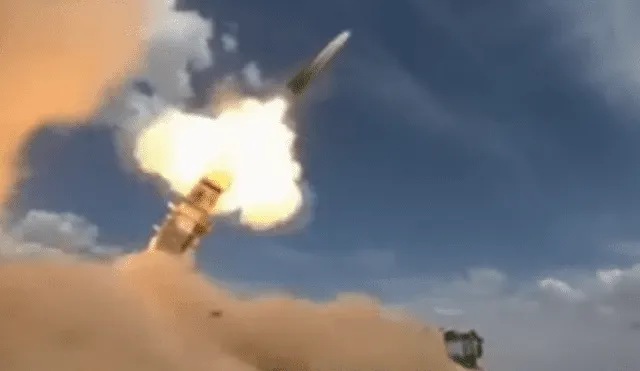 Irán lanza nuevo sistema antiaéreo que destruye "objetivos invisibles" [VIDEO]