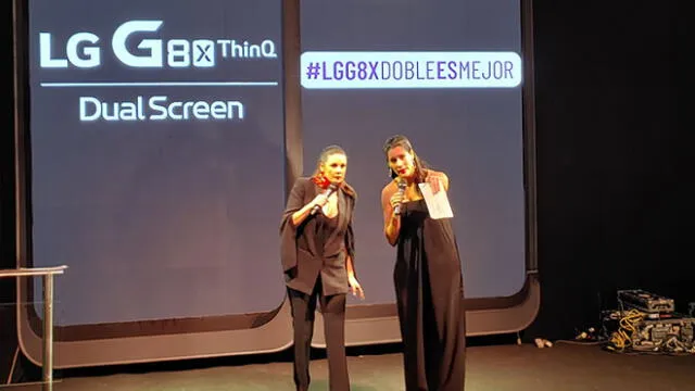 Gianella Neyra y Rebeca Scribens en la presentación del LG G8XThinQ Dual Screem.