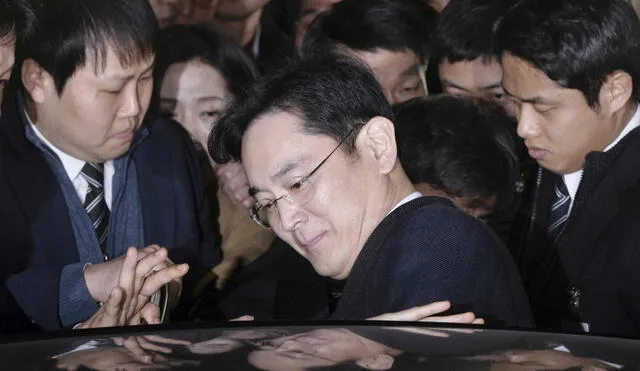 Corea del Sur: Corte aprueba arresto de heredero de Samsung 