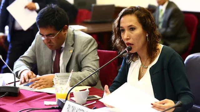 Fujimorista Paloma Noceda retrocede y retira proyecto para evitar sanción de la FIFA