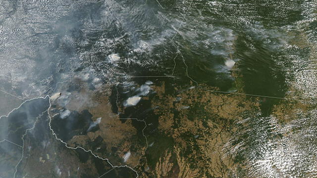 Imagen satelital de la NASA muestra la situación del fuego en la Cuenca del Amazonas. (Foto: AFP)