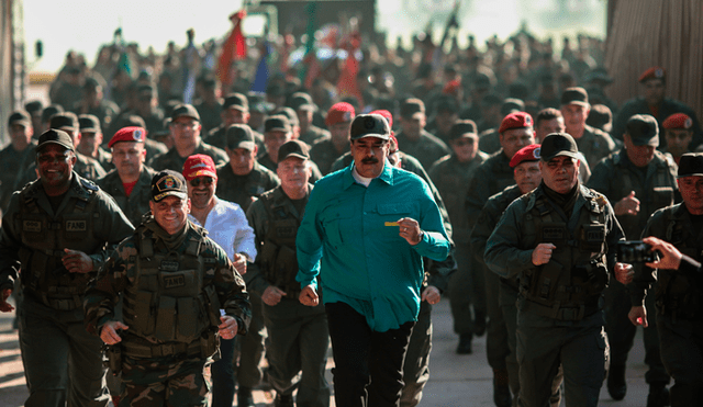 Nicolás Maduro creará 50 mil unidades de defensa en barrios populares