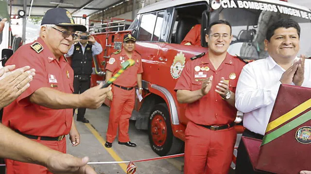 Habrá 4 nuevas compañías de bomberos en Arequipa