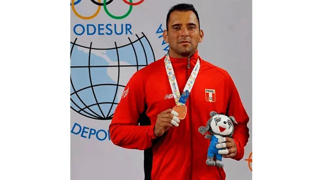 Coronavirus: Frank Alvarado el judoca que como capitán del ejército patrullas las calle