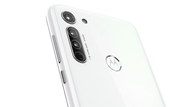 El Moto G8 está equipado con un sistema de triple cámara trasera de 16 MP + 8 MP + 2 MP. | Foto: Motorola