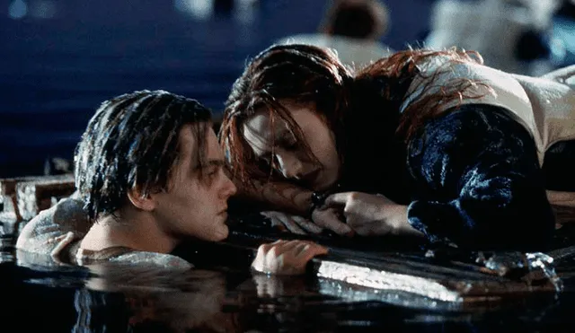 Facebook: Recrean escena trágica de 'Titanic' y resultado es viral en la red [VIDEO]