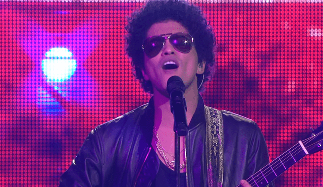 YouTube: Bruno Mars se hace viral tras cantar en español [VIDEO]