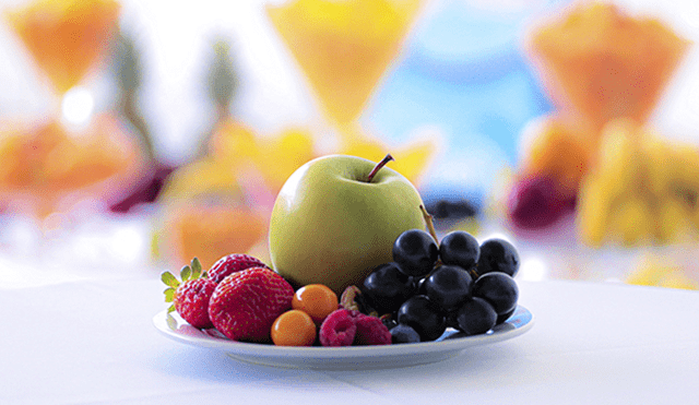 Las frutas y las verduras contienen vitaminas, minerales, así como otros componentes que son esenciales para el cuerpo. (Foto: Minsa)