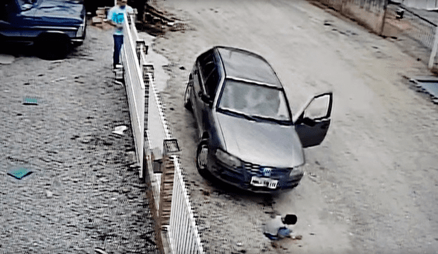 YouTube: niño es atropellado por auto y se levanta como si nada hubiese pasado [VIDEO]