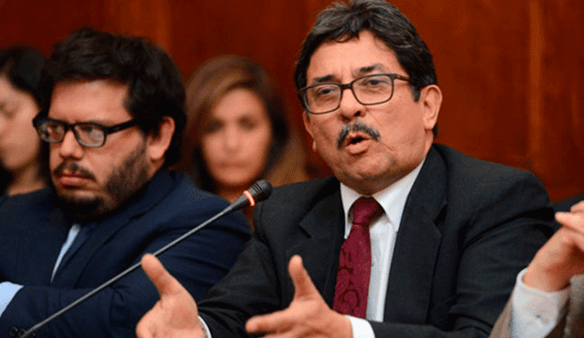 Enrique Cornejo rechaza iniciativa legislativa de Mulder y Acuña