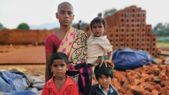 La India es un país con alta tasa de pobreza extrema, según la ONU. Foto: BBC.