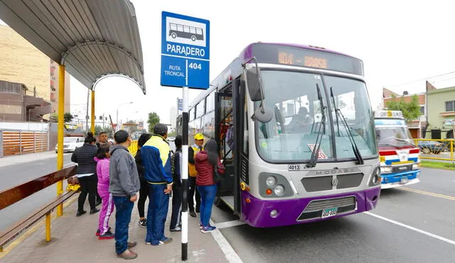 Los 5 corredores viales de Lima operan a medias y aún compiten con 200 rutas
