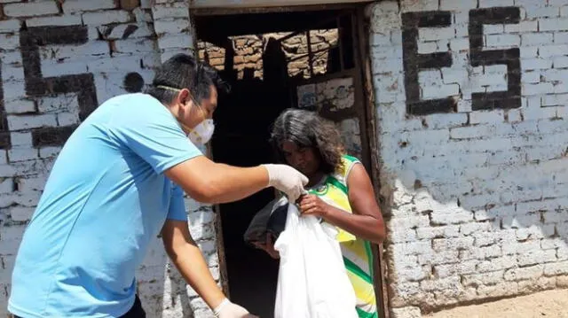 Taxista reparte ayuda a más necesitados en Chiclayo