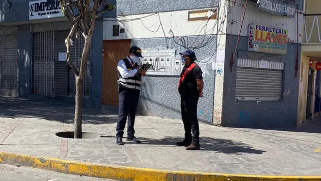 Policías que intervinieron al ciudadano en Arequipa ahora están en aislamiento domiciliario. Foto: Referencial.
