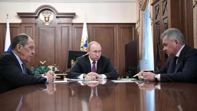 Rusia suspende sus obligaciones en acuerdo armamentístico tras salida de EEUU