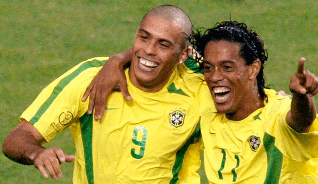 Ronaldo y Ronaldinho salieron campeones del mundo juntos en Corea-Japón 2002 con la selección de Brasil.