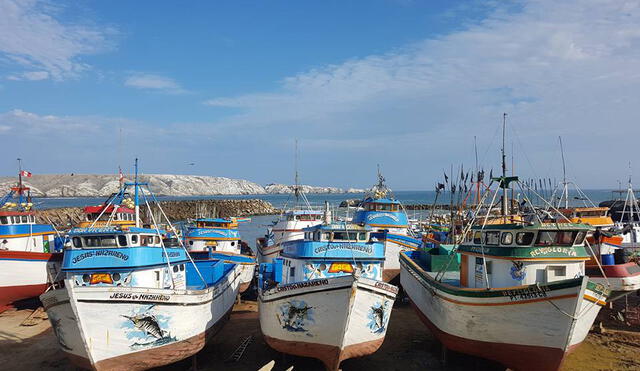 Pescadores exigen salida de la ministra de la Producción por falta de atención en emergencia