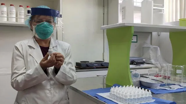 Arequipa. Producción de ivermectina en hospital COVID-19 alcanza los 500 frascos diarios. Foto: Gore Arequipa.
