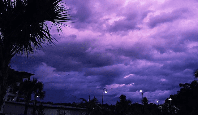 El cielo tomó un color púrpura en Florida tras el paso del huracán Dorian. Foto: Twitter.