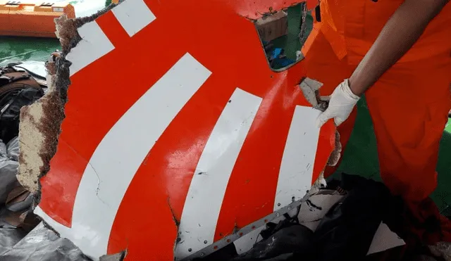 Avión de Lion Air en Indonesia se estrella con 189 personas [VIDEO]