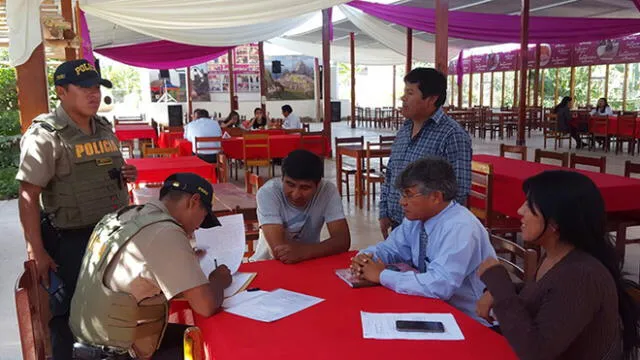 Sorprenden a funcionarios de Tacna usando camionetas municipales para ir a comer chicharrones [VIDEO]