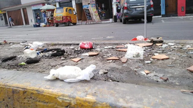 SJM: vecinos limpian calles del distriro ante presencia de basura