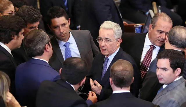 Uribe cree que se impuso presión en investigación en su contra