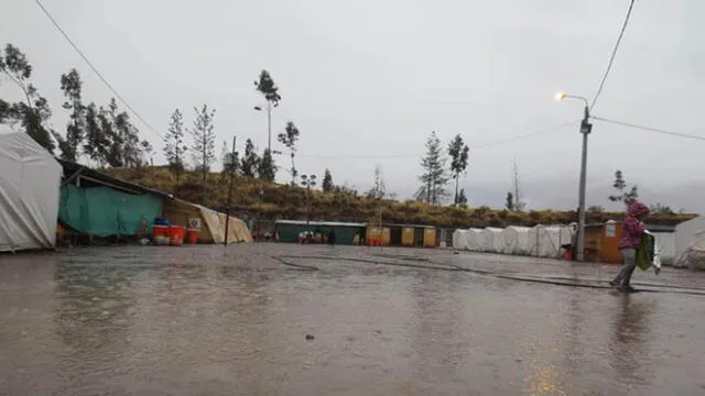 Lluvias afectaron a familias reubicadas por amenaza del volcán Ubinas