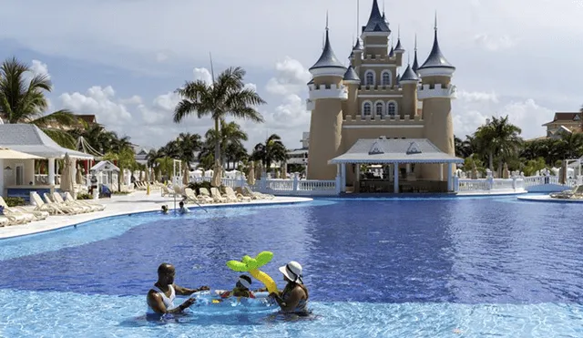 República Dominicana reabre el turismo bajo estrictas medidas sanitarias. Foto: EFE