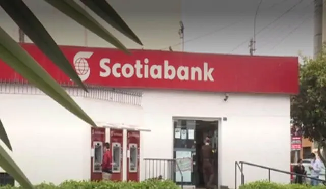 Adulta mayor mencionó que ella quiere pronta solución a su caso de parte del banco Scotiabank. Foto: Captura América.