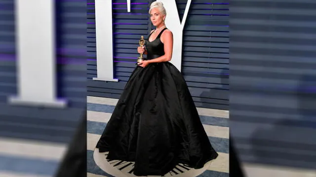 ¿Al mismo estilo de Lady Gaga? Irina Shayk posa con ropa metálica en redes sociales [FOTOS]