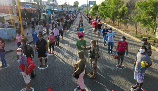 Humberto Correa advirtió que  más del 70 %  de la economía es informal. (Foto: Muni Piura)