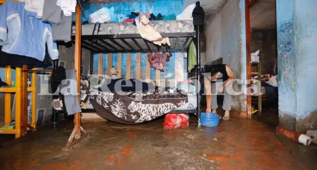Familias piden ayuda tras perder sus pertenencias por intensas lluvias en Arequipa [FOTOGALERÍA]
