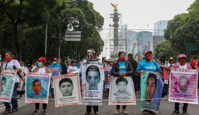 Junto con la protesta por los 43 desaparecidos de Ayotzinapa, intervinieron las avenidas más emblemáticas de la Ciudad de México. Foto: José Pazos/EFE