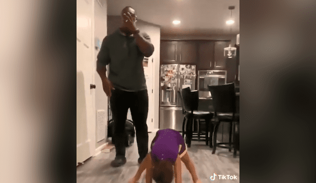 El hombre jamás imaginó que su hija bailaría de esa forma a tan corta edad. Foto: captura