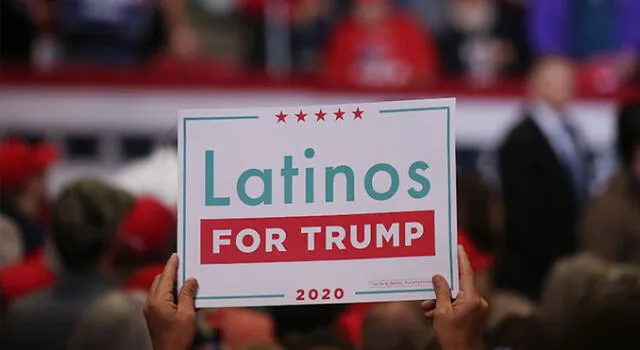 Grupo de simpatizantes latinos en la campaña de Donald Trump. Foto: AFP