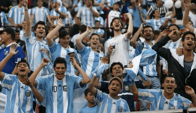 Twitter: El gesto de hinchas argentinos que conmovió a venezolanos[FOTO]