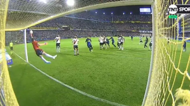Franco Armani realizó extraordinaria atajada para evitar el gol de Boca [VIDEO]