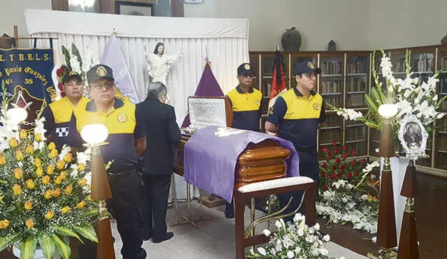 En Tacna dieron último adiós a exalcalde Guillermo Silva Flor