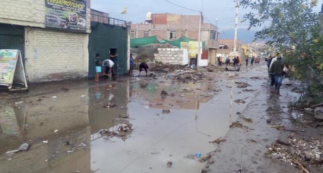 Torrencial lluvia en Arequipa causó corte de luz e ingreso de torrenteras [VIDEOS]
