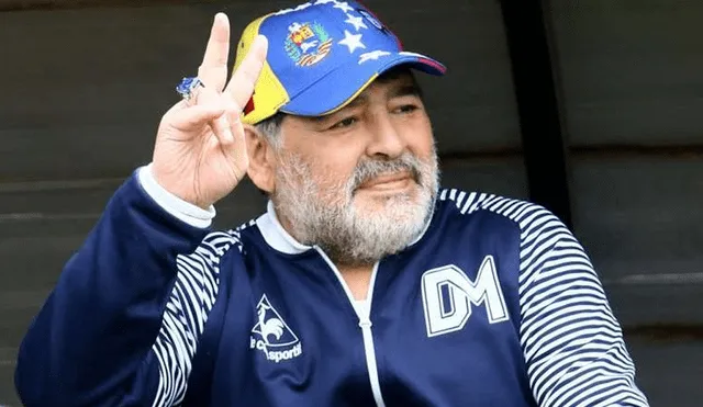 Respaldo de Maradona a la AFA.