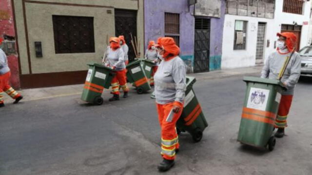 Trabajadoras de limpieza piden mayor seguridad para desempeñar su trabajo. Foto: Difusión