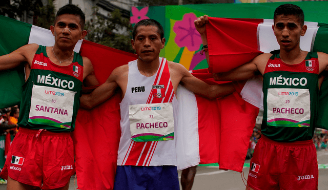 Juegos Panamericanos 2019: maratonista mexicano Santana tuvo enorme gesto con Cristhian Pacheco. Foto: EFE