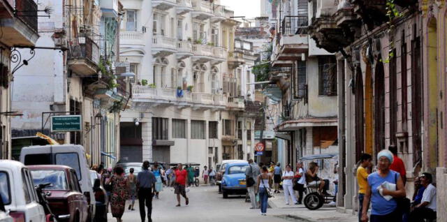 Más de 1.4 millones de cubanos trabaja en el sector privado
